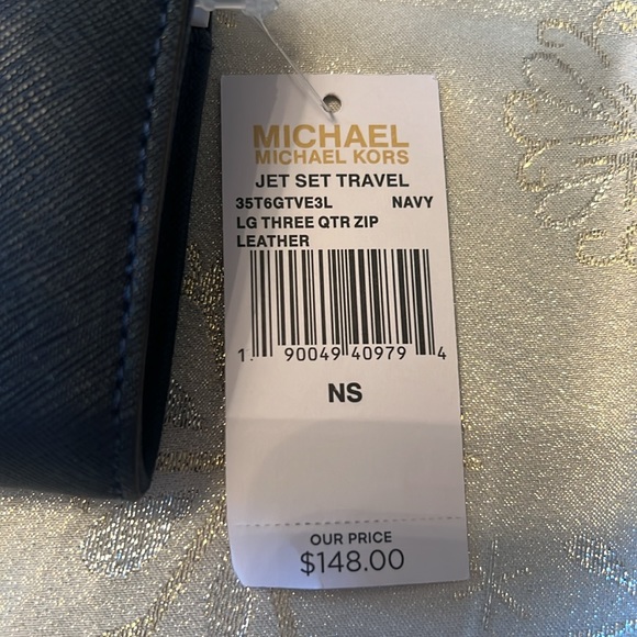 MICHAEL Michael Kors Navy Wallet - Picture 5 of 10